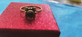 Ring aus anthrazitfarbenem Stein